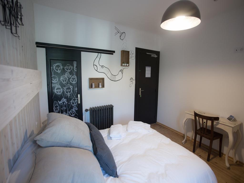 Mamie Jane Motel Aix-les-Bains Bagian luar foto